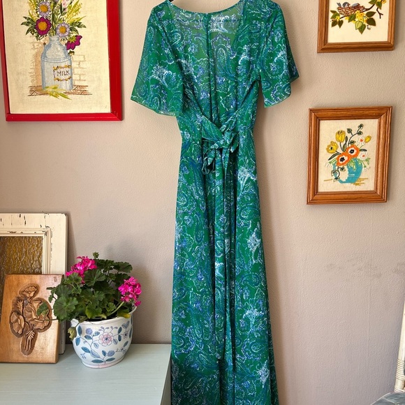 Green Maxi Dress - Picture 2 of 5